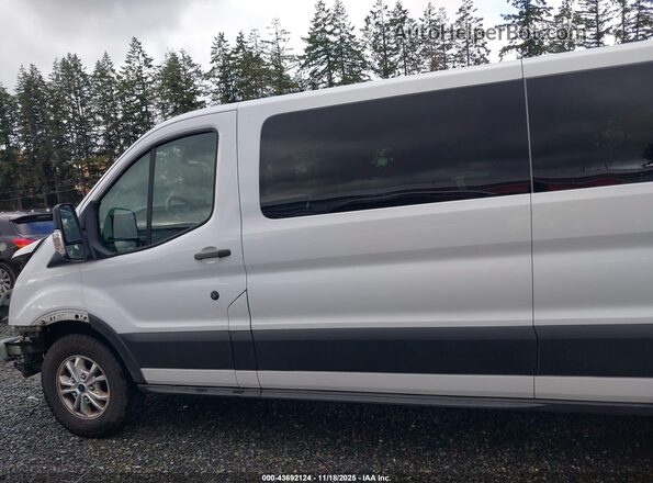 1FBAX2Y88MKA14992 2021 FORD PASSENGER White 