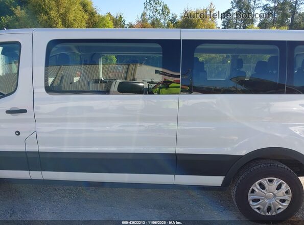 1FBAX2Y8XRKA22809 2024 FORD PASSENGER White Սալոնի 360 աստիճան տեսք