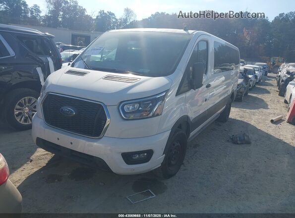 1FBAX2YG2PKB08250 2023 FORD PASSENGER White წინა მარცხენა ხედი სამი მეოთხედიდან