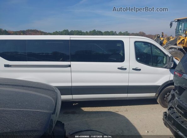1FBAX2YG2PKB08250 2023 FORD PASSENGER White უკანა სალონის ხედი