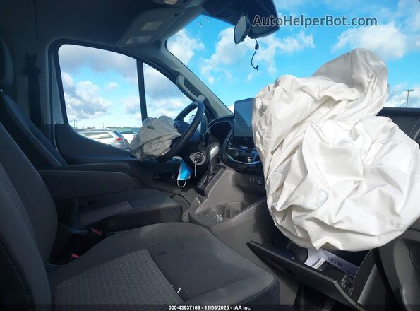 1FBAX2YG4PKA91001 2023 FORD PASSENGER White Вид салону спереду