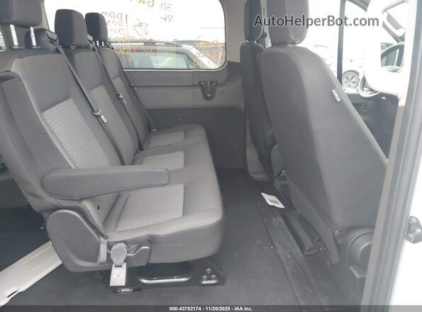 1FBAX2YG7RKA28249 2024 FORD PASSENGER White VIN կոդի պիտակի տեսք