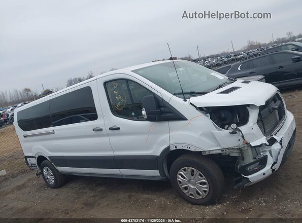 1FBAX2YG7RKA28249 2024 FORD PASSENGER White Սալոնի հետևի տեսք