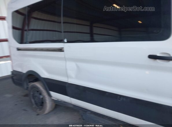 1FBZX2CM6HKA13451 2017 FORD TRANSIT-350 Белый 
