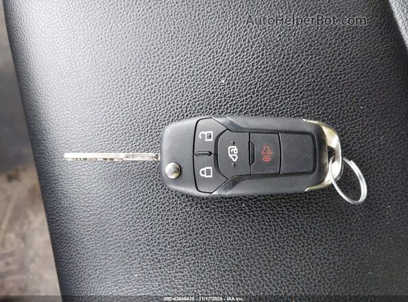 1FDAX2C86RKA04659 2024 FORD PASSENGER White Vista del salpicadero
