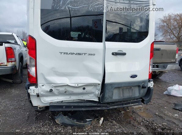 1FDAX2C86RKA04659 2024 FORD PASSENGER White Vista frontal