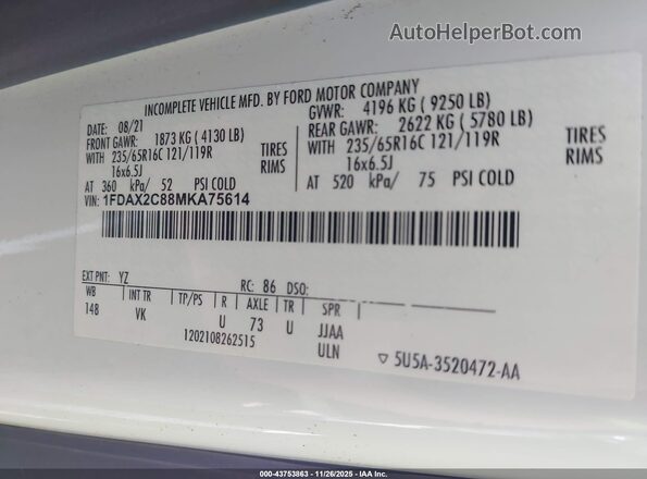 1FDAX2C88MKA75614 2021 FORD PASSENGER White Widok komory silnika