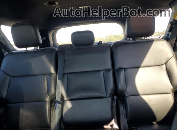 1FM5K8AB1MGC46269 2021 FORD FORD EXPLORER White Vista de los asientos traseros