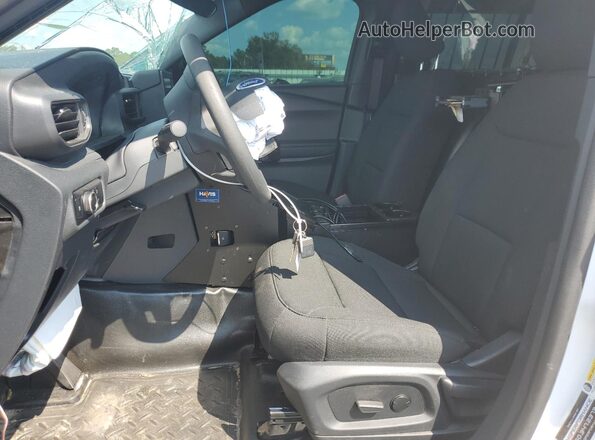1FM5K8AB4SGA16870 2025 FORD FORD EXPLORER White წინა სალონის ხედი