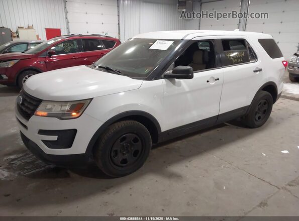 1FM5K8AR3GGA08229 2016 FORD UTILITY POLICE INTERCEPTOR Белый Передняя левая четверть