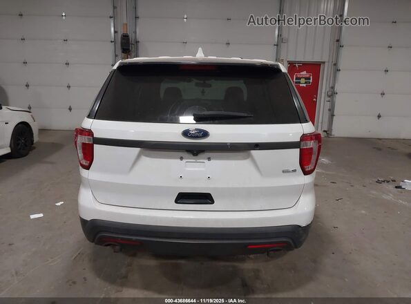 1FM5K8AR3GGA08229 2016 FORD UTILITY POLICE INTERCEPTOR Белый 