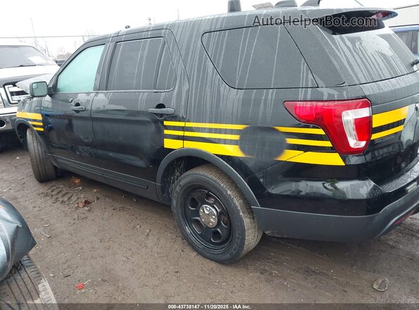 1FM5K8AR8HGD58375 2017 FORD UTILITY POLICE INTERCEPTOR Черный Вид задней части салона