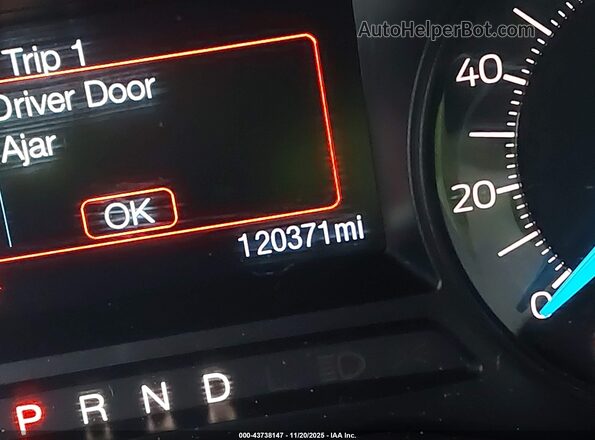 1FM5K8AR8HGD58375 2017 FORD UTILITY POLICE INTERCEPTOR Черный Панорамный вид салона 360°