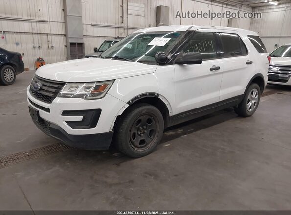 1FM5K8AR9GGA29151 2016 FORD UTILITY POLICE INTERCEPTOR Белый Передняя левая четверть
