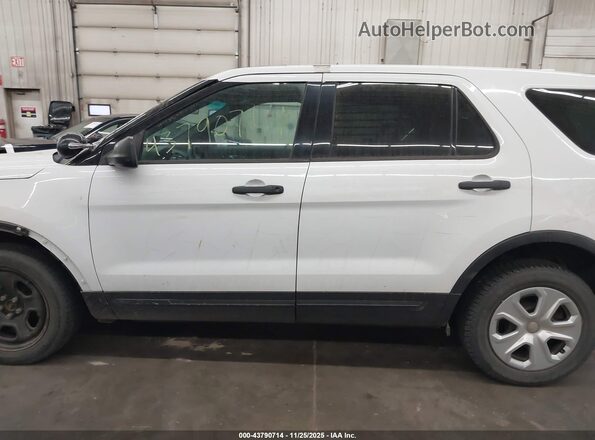 1FM5K8AR9GGA29151 2016 FORD UTILITY POLICE INTERCEPTOR Белый 