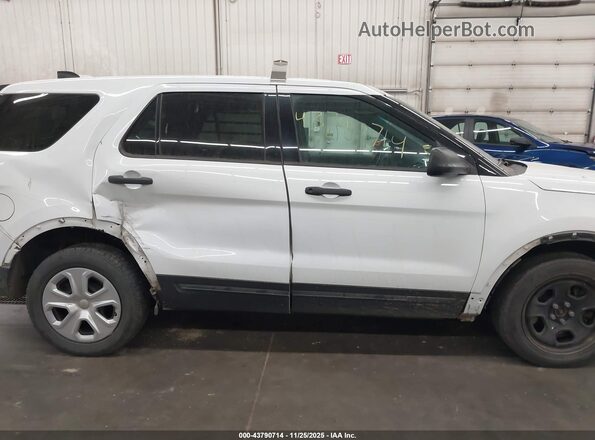 1FM5K8AR9GGA29151 2016 FORD UTILITY POLICE INTERCEPTOR Белый Панорамный вид салона 360°