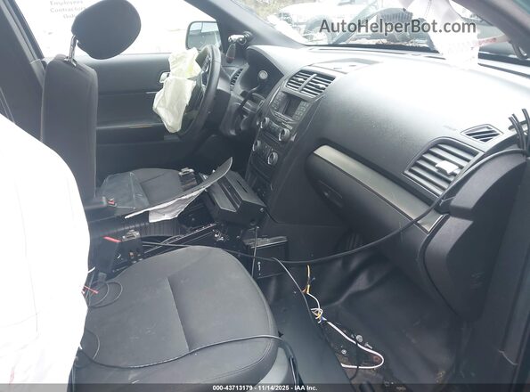 1FM5K8ARXJGC34470 2018 FORD POLICE INTERCEPTOR Green Вид салону спереду
