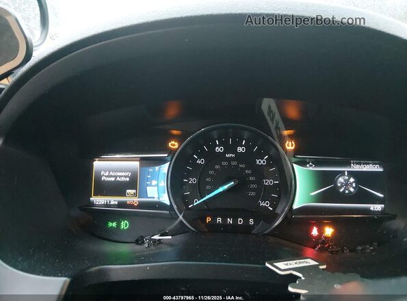 1FM5K8D85GGC96788 2016 FORD FORD EXPLORER Серебряный Вид задних сидений
