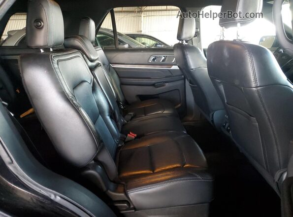1FM5K8F89JGC16431 2018 FORD FORD EXPLORER Charcoal Вид задньої частини салону