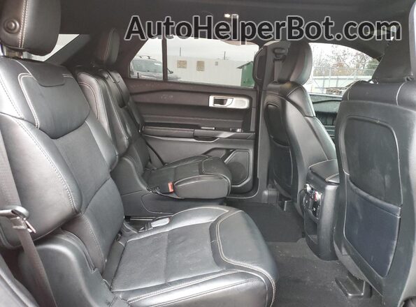 1FM5K8GC1LGD04458 2020 FORD FORD EXPLORER Red Rear interior view