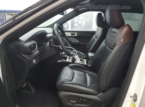 1FM5K8HCXMGA06247 2021 FORD FORD EXPLORER Белый Вид салона спереди