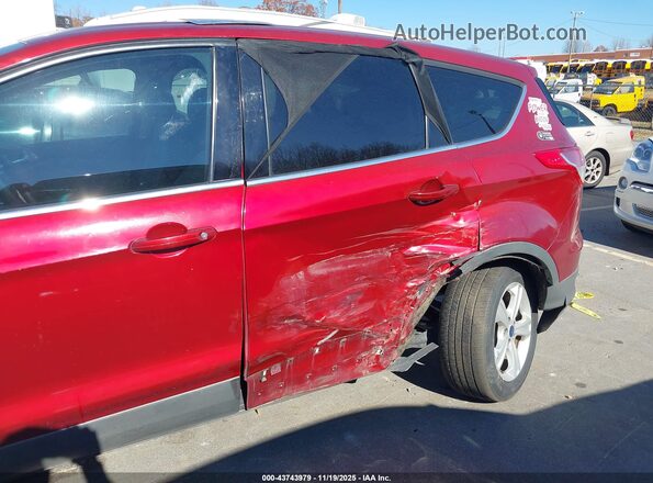 1FMCU0G7XGUB83877 2016 FORD ESCAPE Красный Вид спереди