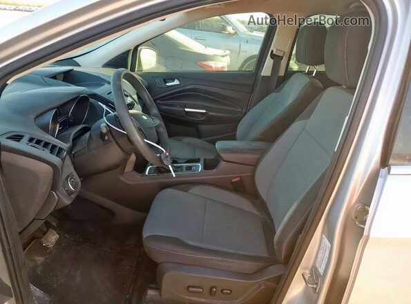 1FMCU0GD2HUB20621 2017 FORD ESCAPE Silver წინა სალონის ხედი