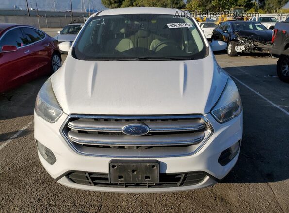 1FMCU0GD8HUB82959 2017 FORD ESCAPE White Вид спереду