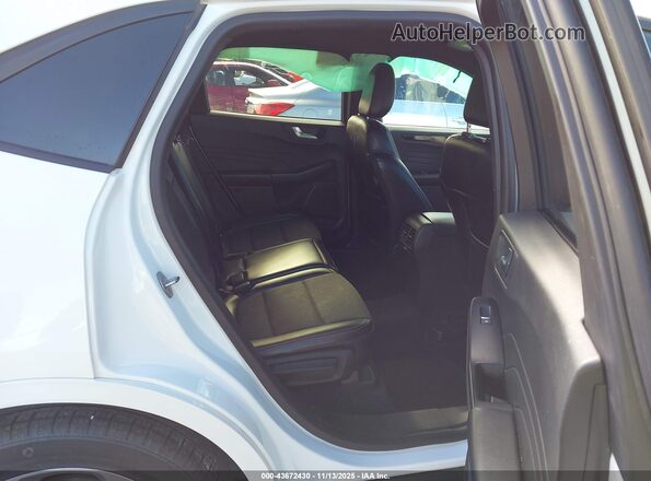 1FMCU0MN2PUA91133 2023 FORD ESCAPE White Widok naklejki z numerem VIN