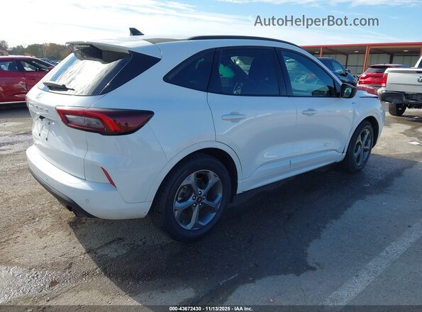 1FMCU0MN2PUA91133 2023 FORD ESCAPE White Tył prawy