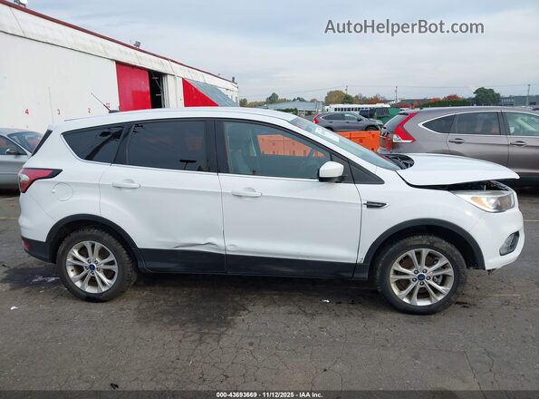 1FMCU9GD5HUE17550 2017 FORD ESCAPE White Սալոնի 360 աստիճան տեսք