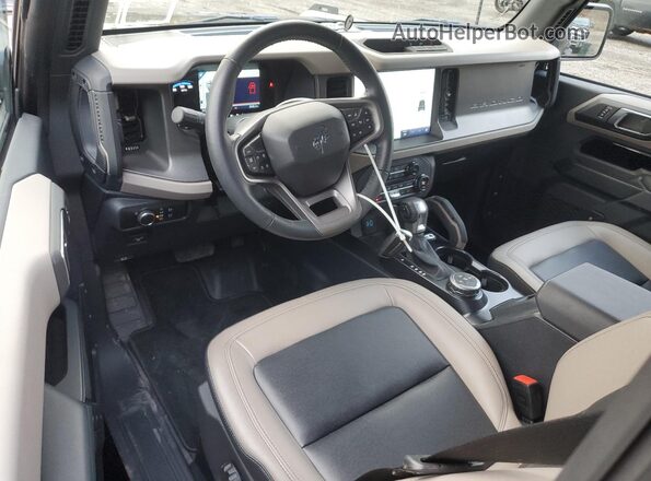 1FMDE7AHXRLB30729 2024 FORD BRONCO Черный Вид панели приборов