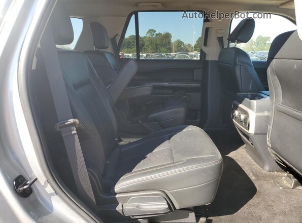 1FMJU1HT5NEA32185 2022 FORD EXPEDITION Silver Вид задньої частини салону