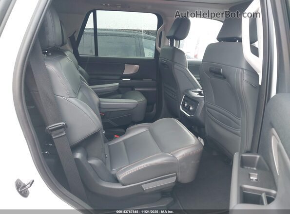 1FMJU1J89SEA22924 2025 FORD EXPEDITION White VIN კოდის სტიკერის ხედი