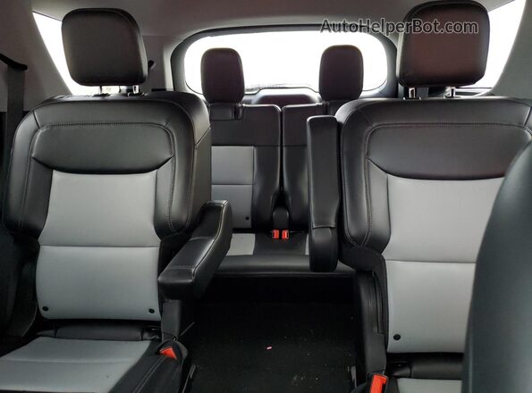 1FMSK8DH5NGA68855 2022 FORD FORD EXPLORER Red Widok tylnych siedzeń