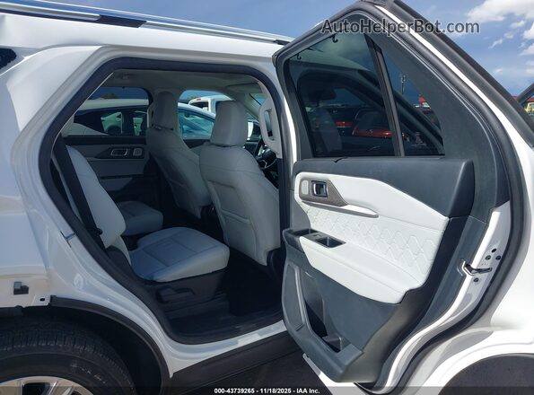 1FMUK8HH7SGA37654 2025 FORD FORD EXPLORER Белый Вид наклейки с VIN-кодом
