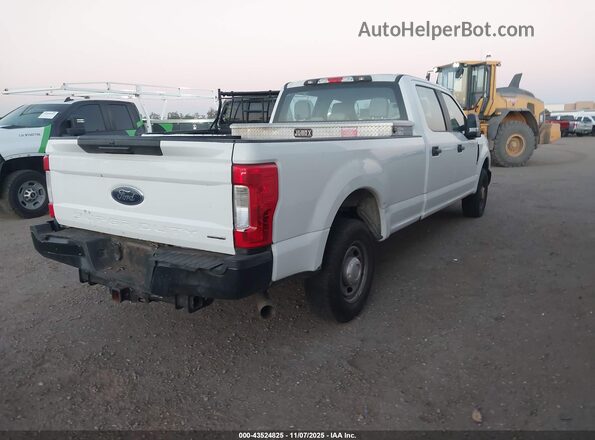 1FT7W2A62JEB98239 2018 FORD F-250 White Trasero derecho