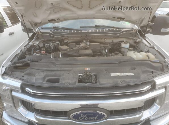 1FT7W2B61LED26083 2020 FORD F250 Белый Вид задней части салона