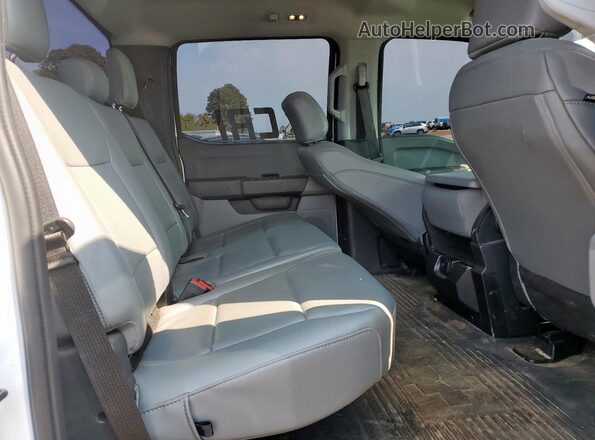1FT7W2BA6SEC95979 2025 FORD F250 White Вид задніх сидінь
