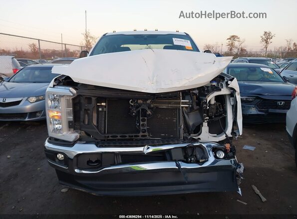 1FT7W2BA8SED66440 2025 FORD F-250 Белый Вид спереди