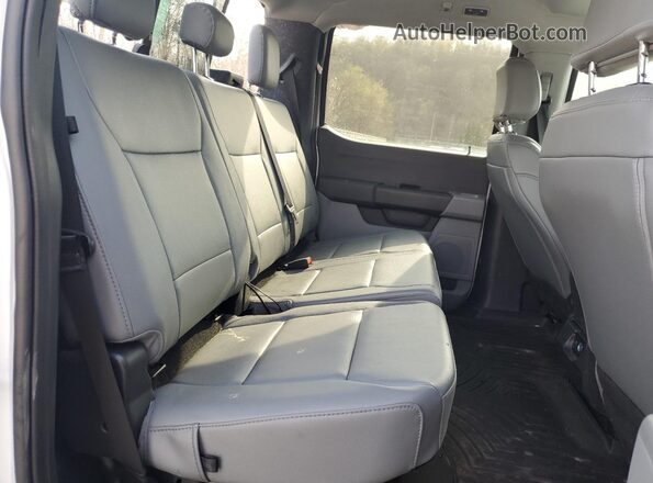 1FT7W2BAXREC75664 2024 FORD F250 White Вид задніх сидінь