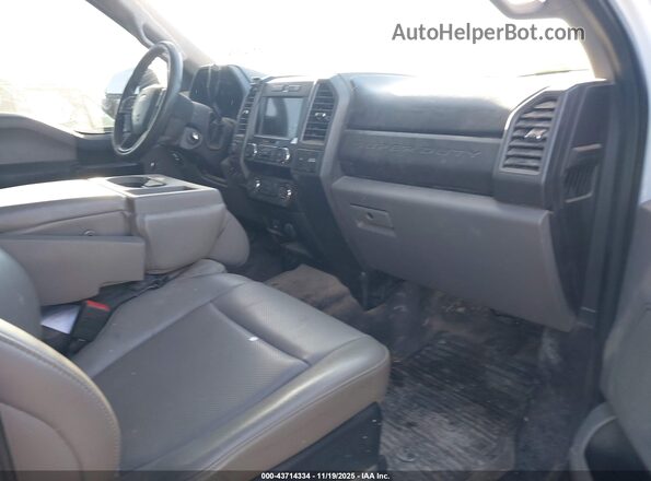 1FT7W2BN3MED02764 2021 FORD F-250 White Вид салону спереду