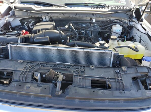 1FT7W2BN4RED70482 2024 FORD F250 White უკანა სალონის ხედი