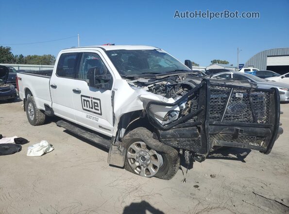 1FT7W2BT2REC29859 2024 FORD F250 White Передня права чверть