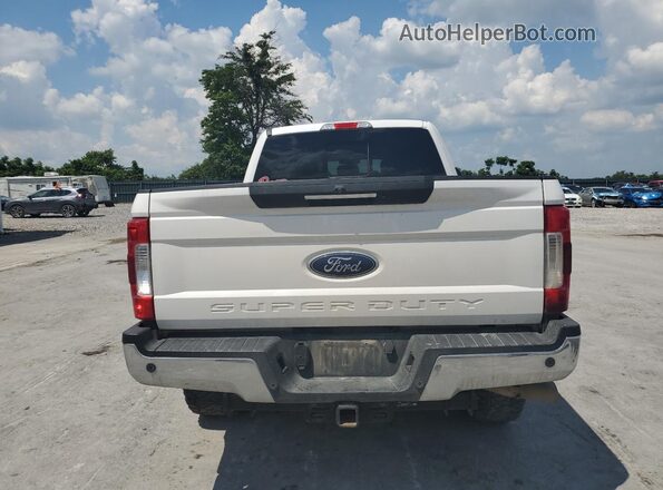 1FT7W2BT4JEB95881 2018 FORD F250 White Вид ззаду