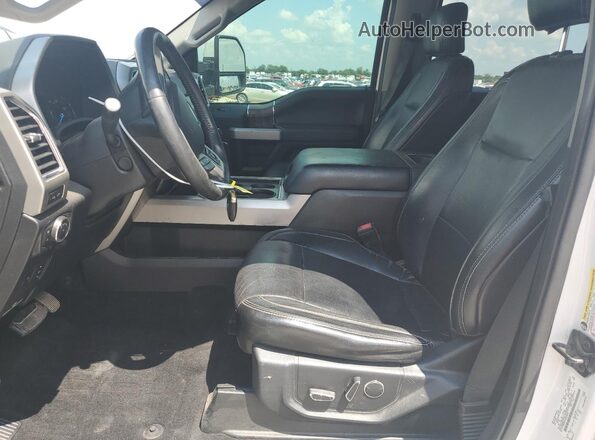 1FT7W2BT4JEB95881 2018 FORD F250 White Вид салону спереду