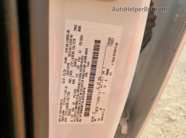 1FT8W2BT0LED32516 2020 FORD F250 White Widok komory silnika
