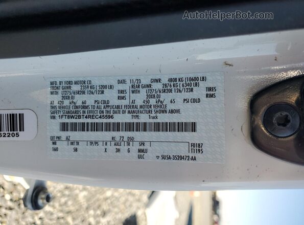1FT8W2BT4REC45596 2024 FORD F250 White VIN կոդի պիտակի տեսք