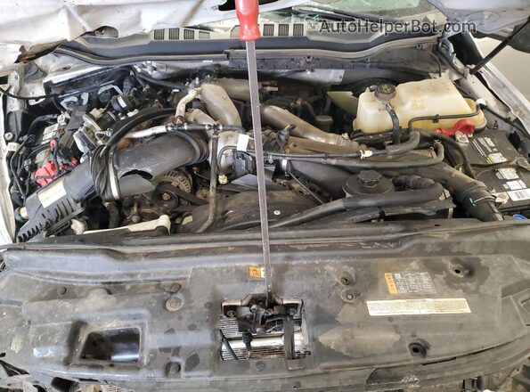 1FT8W2BT7MEC90010 2021 FORD F250 Silver Widok wnętrza z tyłu