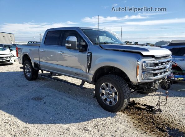 1FT8W2BT7PED34298 2023 FORD F250 Silver Delantero derecho